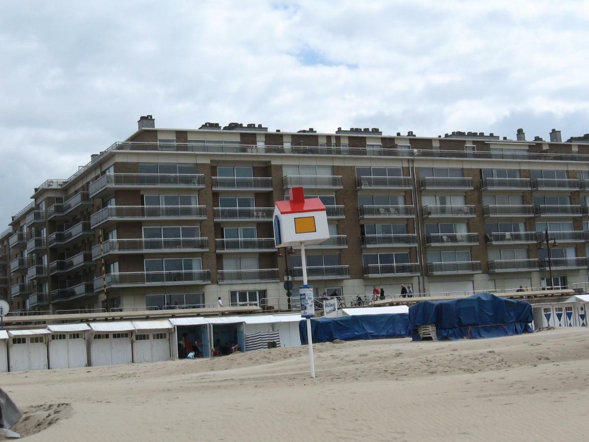 Appartement Sur La Digue - De Haan - Le Coq - Silver Beach D2 Exterior foto